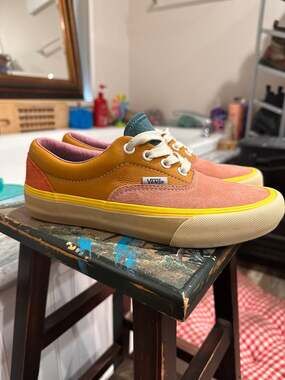 Vans Vault Era VLT LX Suede and Leather Colorblock Sneakers - Rose/Orange/Blue